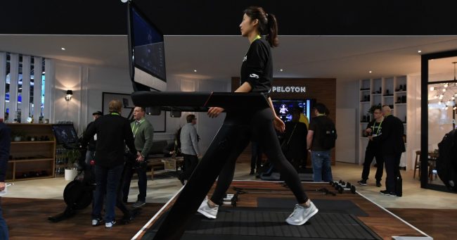 <pre>Колонка: Peloton вспоминает, как беговая дорожка Tread + резко изменилась