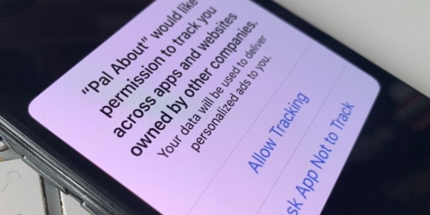 <pre>Facebook рассматривает возможность сообщить пользователям, что включение отслеживания сохраняет приложение «бесплатным»