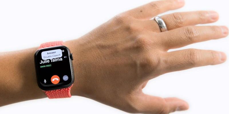 <pre>Новые функции Apple Watch, iPad и iPhone взяты из научно-фантастических фильмов