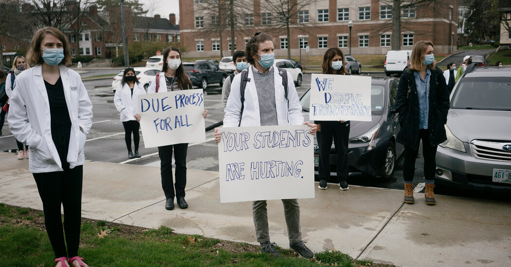 <pre>Обвинения в мошенничестве в Интернете Апенд Дартмутская медицинская школа