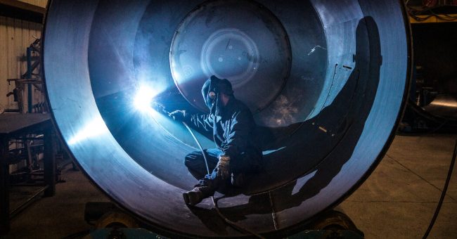 <pre>Сельские районы без быстрого подключения к Интернету. Борьба за поиск рабочих