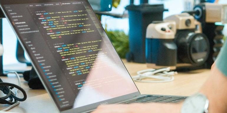 <pre>Требования Linux Foundation к Университету Миннесоты за его плохой проект безопасности исправлений Linux