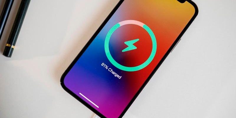 <pre>Apple, как сообщается, продолжает работу над AirPower