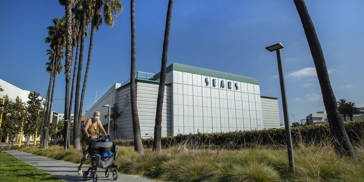 <pre>Что случилось со службой поддержки Sears?