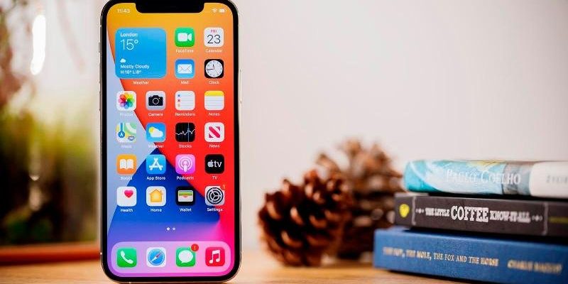 <pre>Забудьте о терабайте: iPhone 13 «займет 512 ГБ»