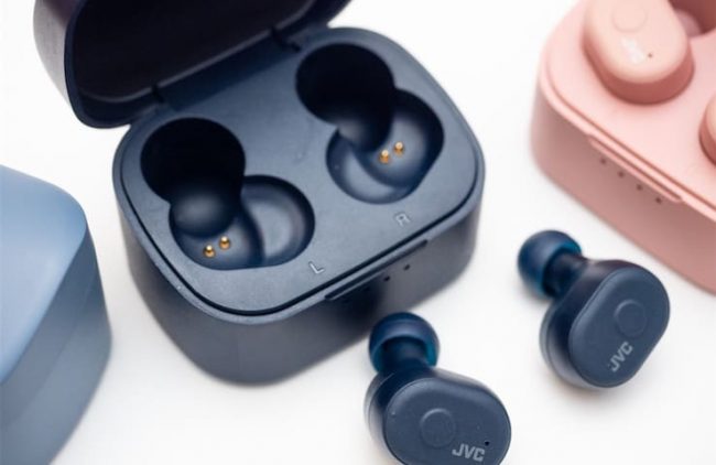 JVC HA-A10T: беспроводные наушники со вкладышами с эффектом памяти