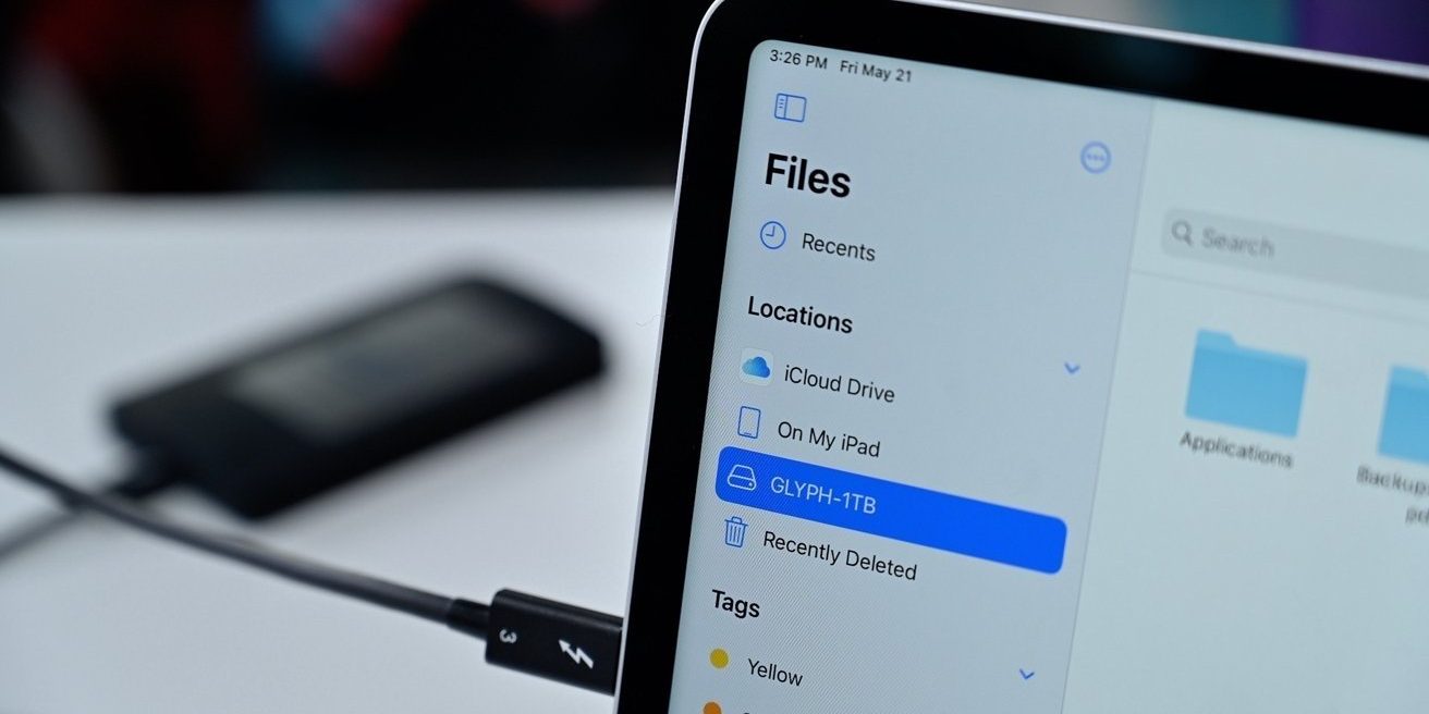 <pre>Apple разрабатывает iPad Pro со стеклянной задней панелью и MagSafe, iPad mini без кнопки «Домой»
