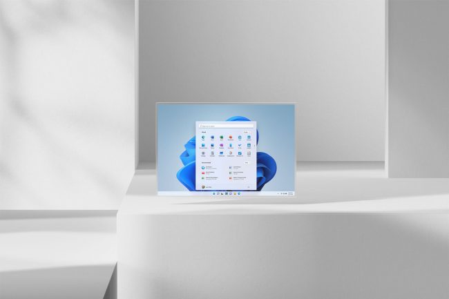 <pre>Microsoft поражает Apple выпуском Windows 11