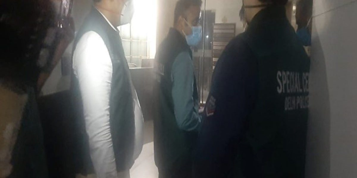 <pre>Полиция Дели спустилась в штаб-квартиру Twitter в стране