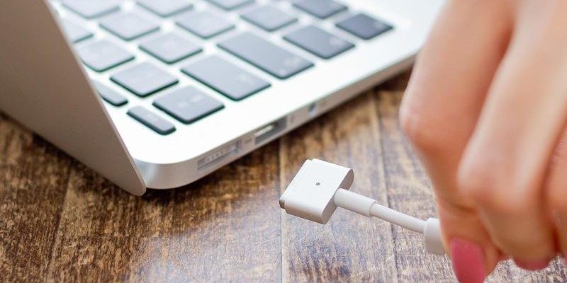 <pre>Apple обновляет MagSafe Support Doc Hinting at Return To Mac