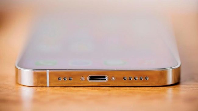 <pre>Алюминий снаружи, титановый вход для iPhone 14 Pro