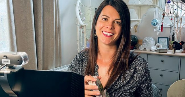 <pre>Экстрасенсы TikTok, Cameo и Clubhouse пользуются большим спросом