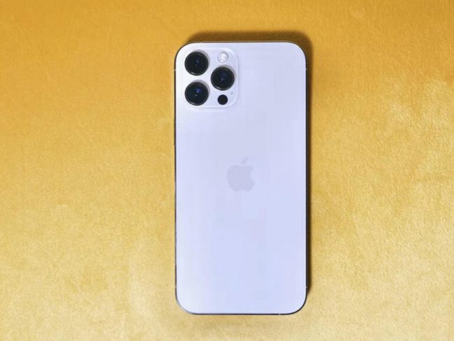 <pre>Это июль. Никогда не покупайте iPhone в июле