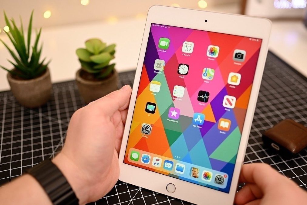 <pre>Apple спрашивает китайских пользователей iPad mini, не слишком ли маленький экран