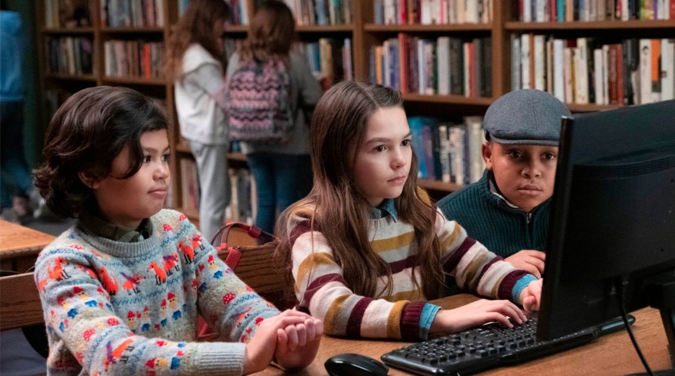 <pre>Apple TV + Первый сезон «Дом до наступления темноты» можно смотреть бесплатно