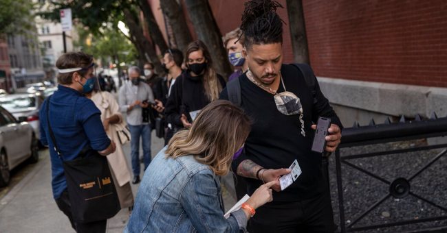 <pre>План паспортов вакцины в Нью-Йорке возобновляет дебаты о конфиденциальности в Интернете