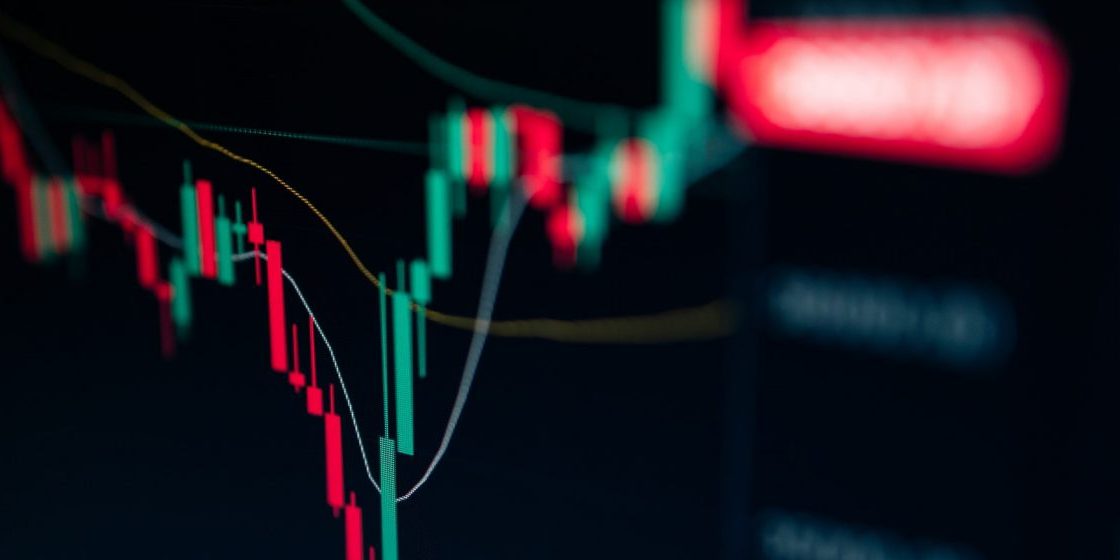 Институционалы переводят капиталы в Solana, пока Bitcoin и Ethereum испытывают трудности