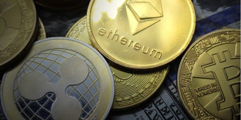 Криптовалюты падают в унисон с рынком От Investing.com