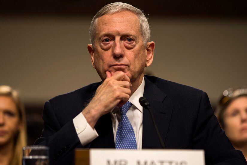 <pre>Джеймс Мэттис, входивший в правление Theranos, «не знал, чему верить», - говорит он на суде над Элизабет Холмс.