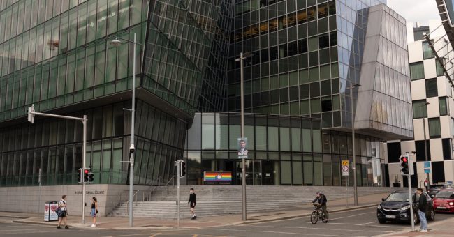 <pre>WhatsApp от Facebook оштрафован за взлом ЕС Закон о конфиденциальности данных