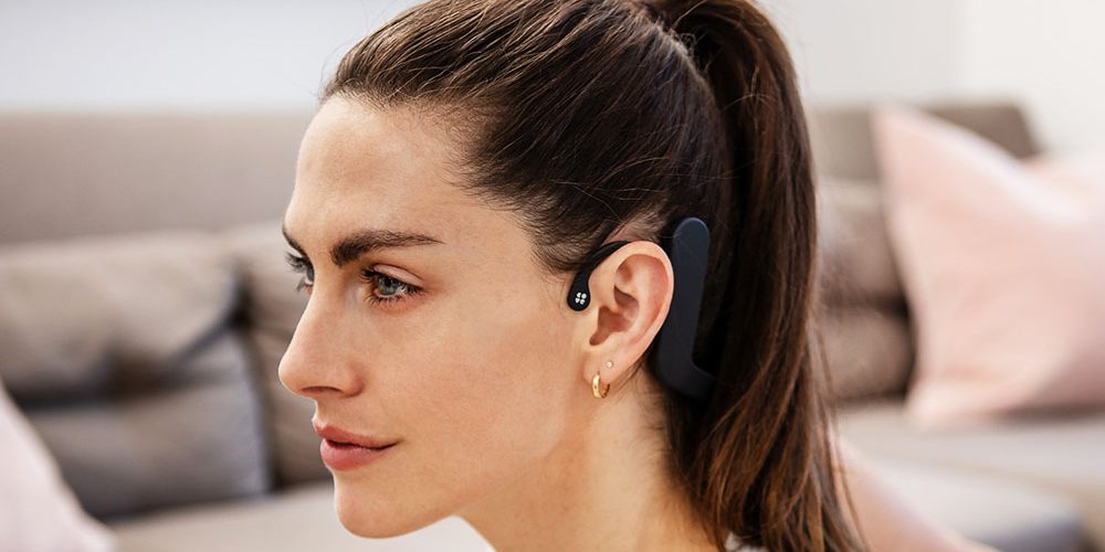 <pre>Высокотехнологичная шейная повязка Cove помогает снять стресс и улучшить сон