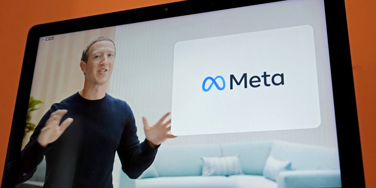 <pre>Facebook меняет название на Meta, сигнализируя о смене акцента