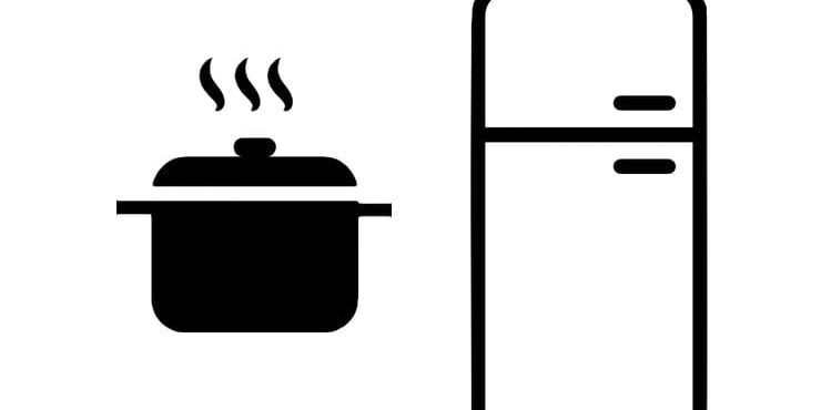 Почему нельзя ставить горячее в холодильник?