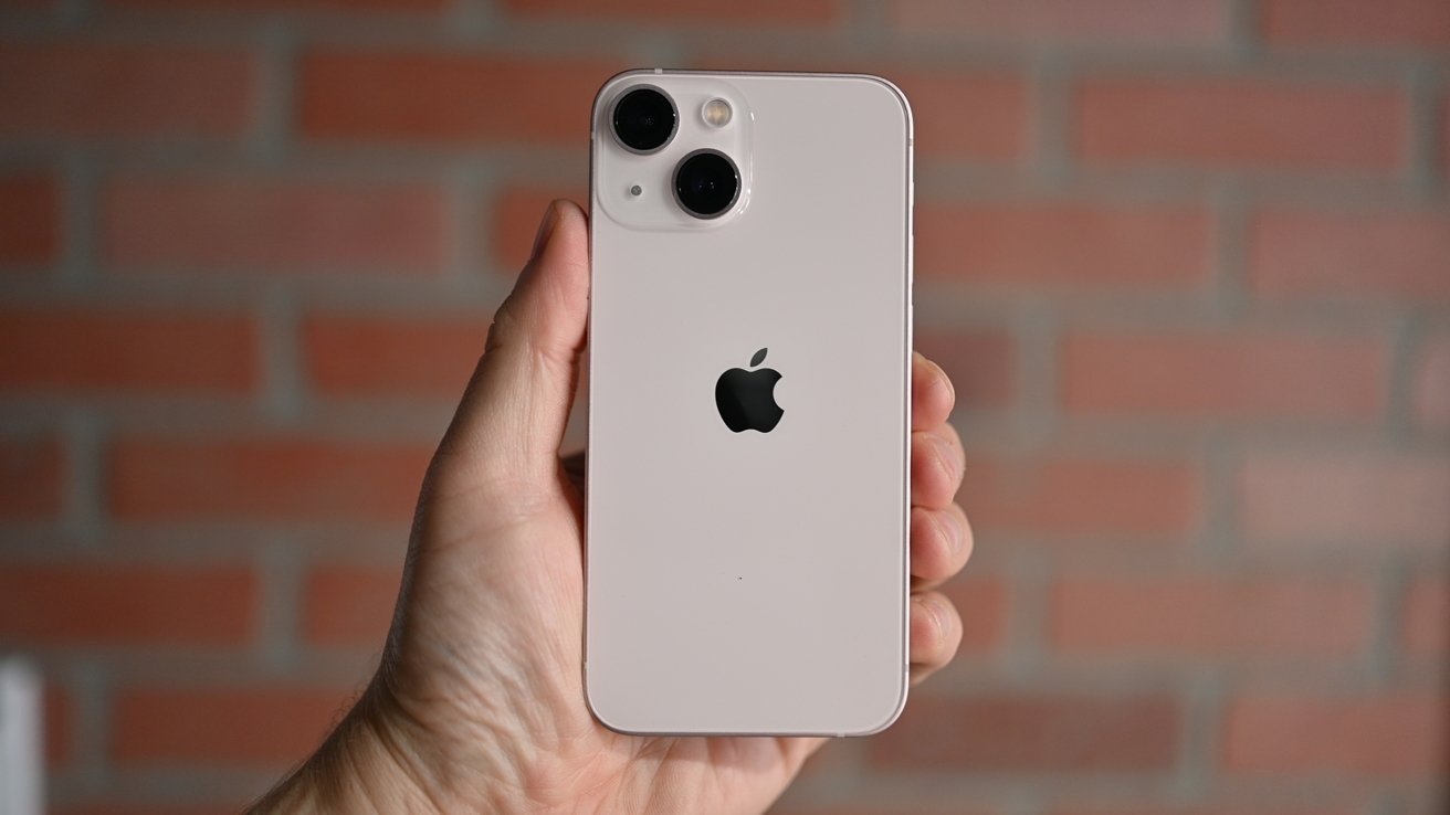 <pre>Apple не может исправить публично раскрытые недостатки нулевого дня в iOS 15.0.1