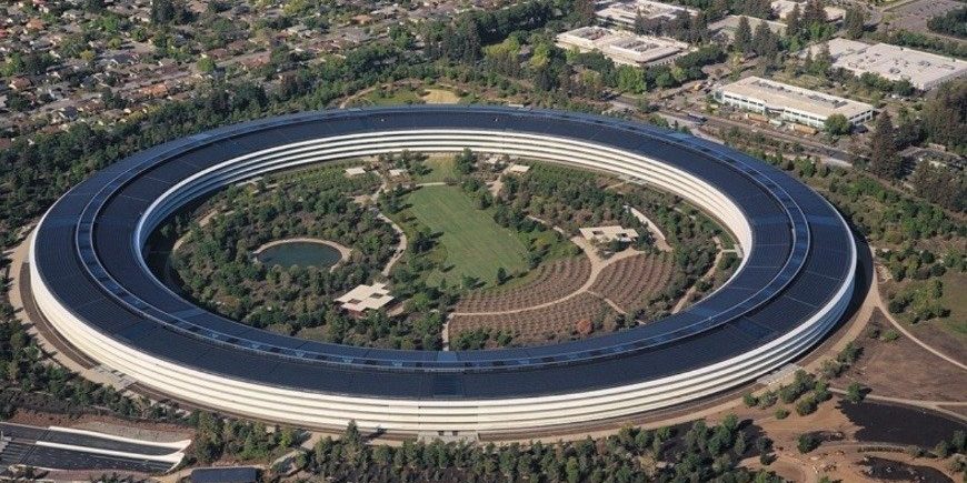 <pre>Apple потребует строгого тестирования на COVID-19 для непривитых сотрудников