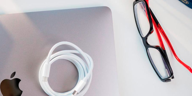 <pre>Гарнитура Apple AR / VR выйдет в конце 2022 года - Куо