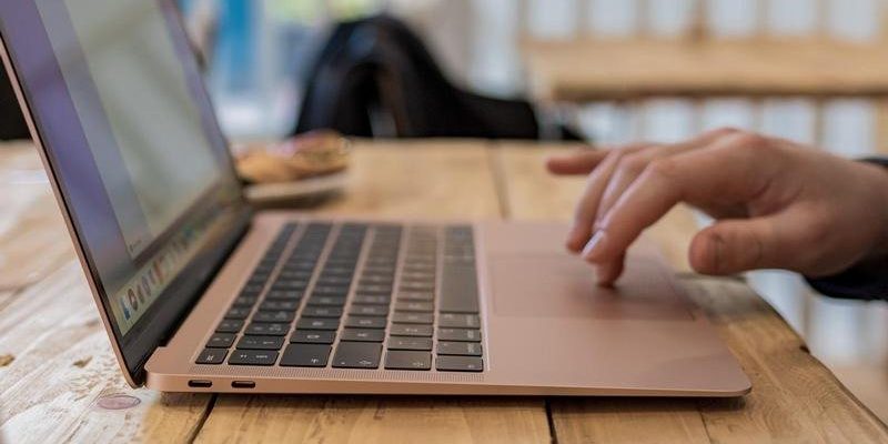 <pre>Лучшие предложения Apple в Киберпонедельник 2021 года: последний шанс спасти!