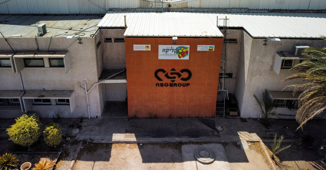 <pre>Apple подает в суд на израильского производителя шпионского ПО NSO Group