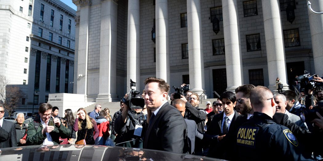 <pre>JPMorgan утверждает, что Tesla задолжала ему 162 миллиона долларов из-за твита Илона Маска.