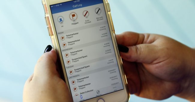 <pre>Не пытайтесь связаться с этим роботом-роботом. Он не отвечает на телефонные звонки