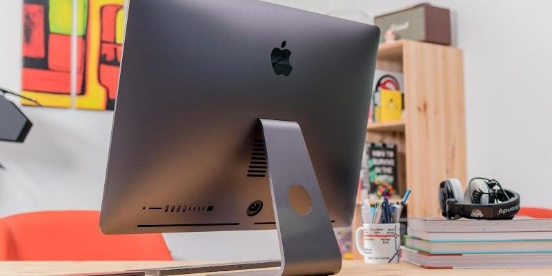 <pre>Новый iMac Pro будет выпущен весной 2022 года