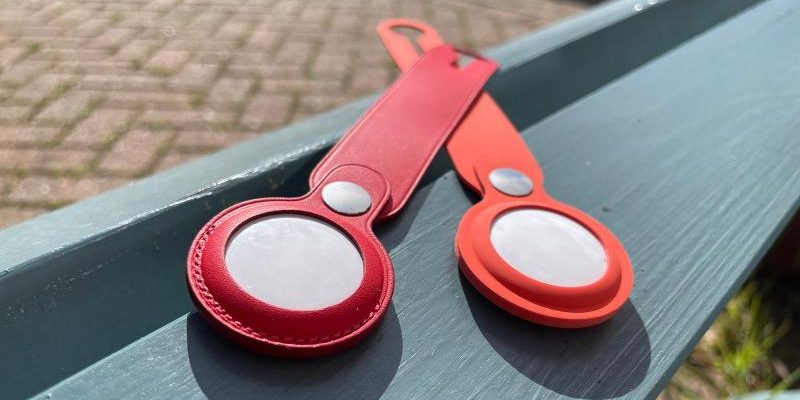 <pre>Женщина обнаруживает «Сталкер» AirTag, спрятанный в машине