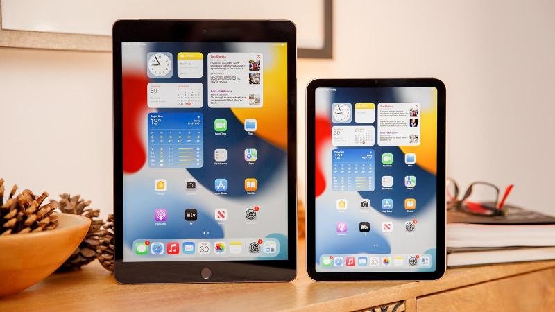 <pre>Новые продукты Apple появятся в январе 2022 года