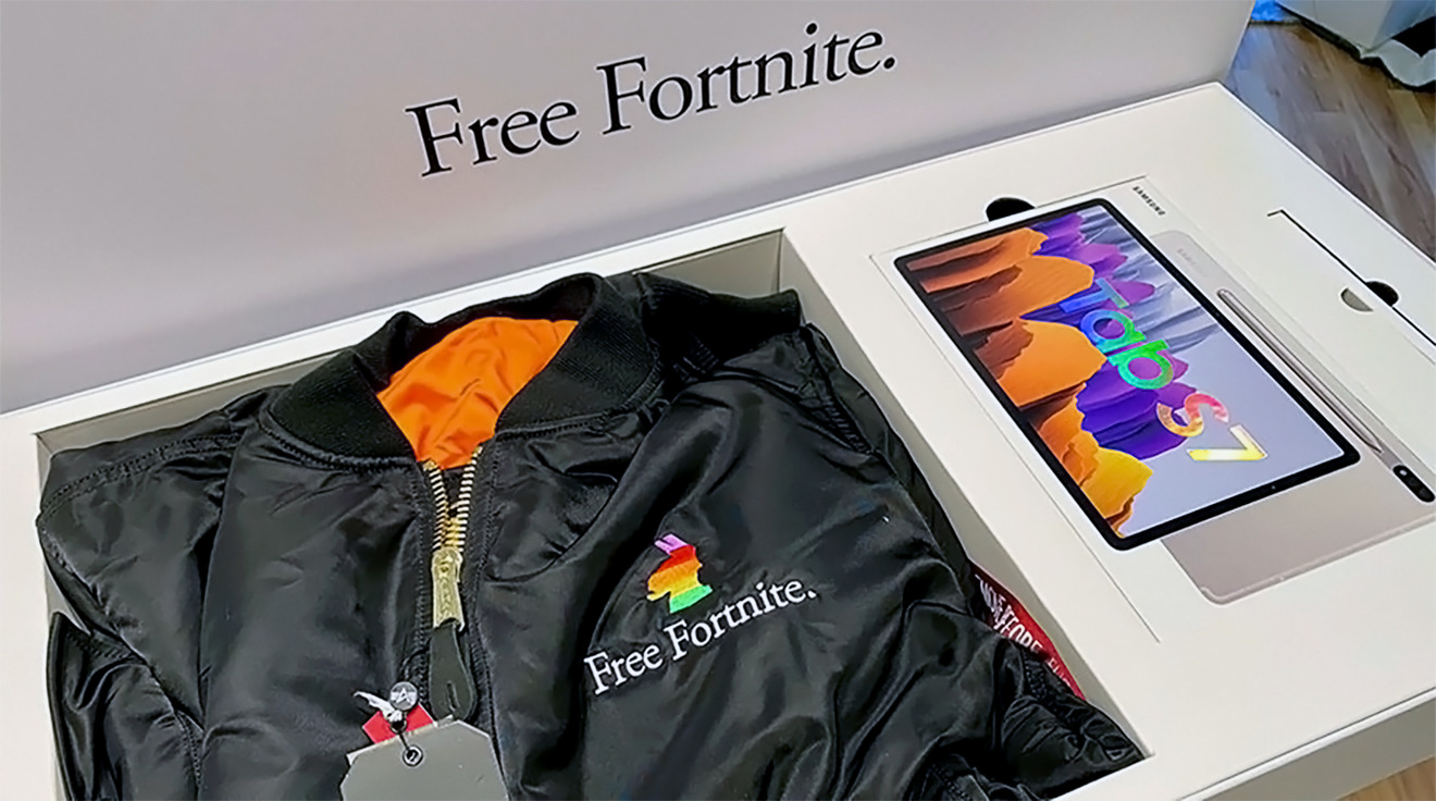 A 'Free Fortnite' care package sent to influencers." height="368" loading="lazy" class="img-responsive article-image"/>
</div>
<p><span class=
