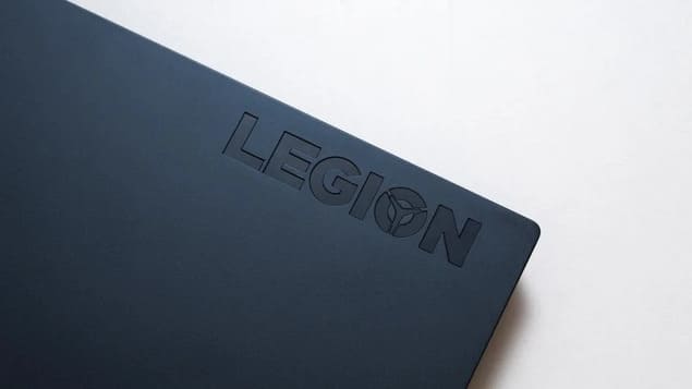 Логотип Legion на ноутбуке