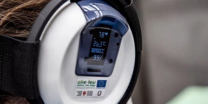 Наушники с цифровым блоком помогут выжить при катастрофе » 24Gadget.Ru :: Гаджеты и технологии