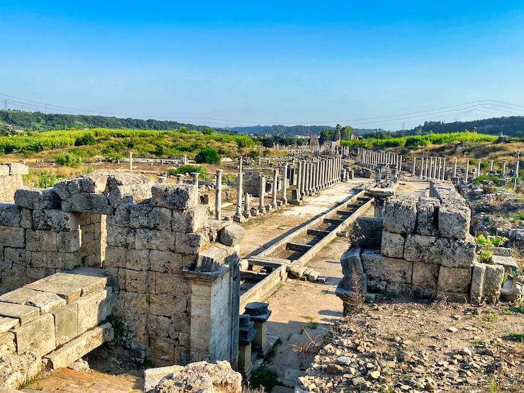 Древний город Перге в Турции