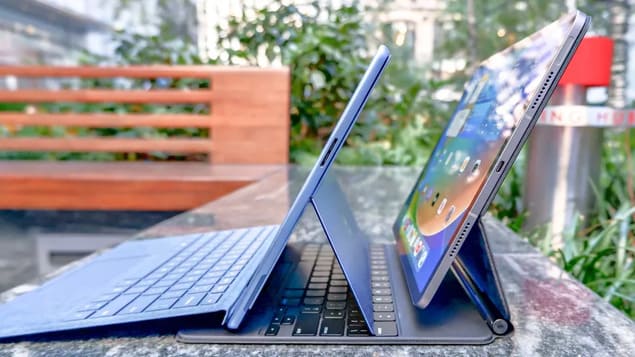 Сравнительный силуэт iPad Pro 12.9 (2022) и Surface Pro 9