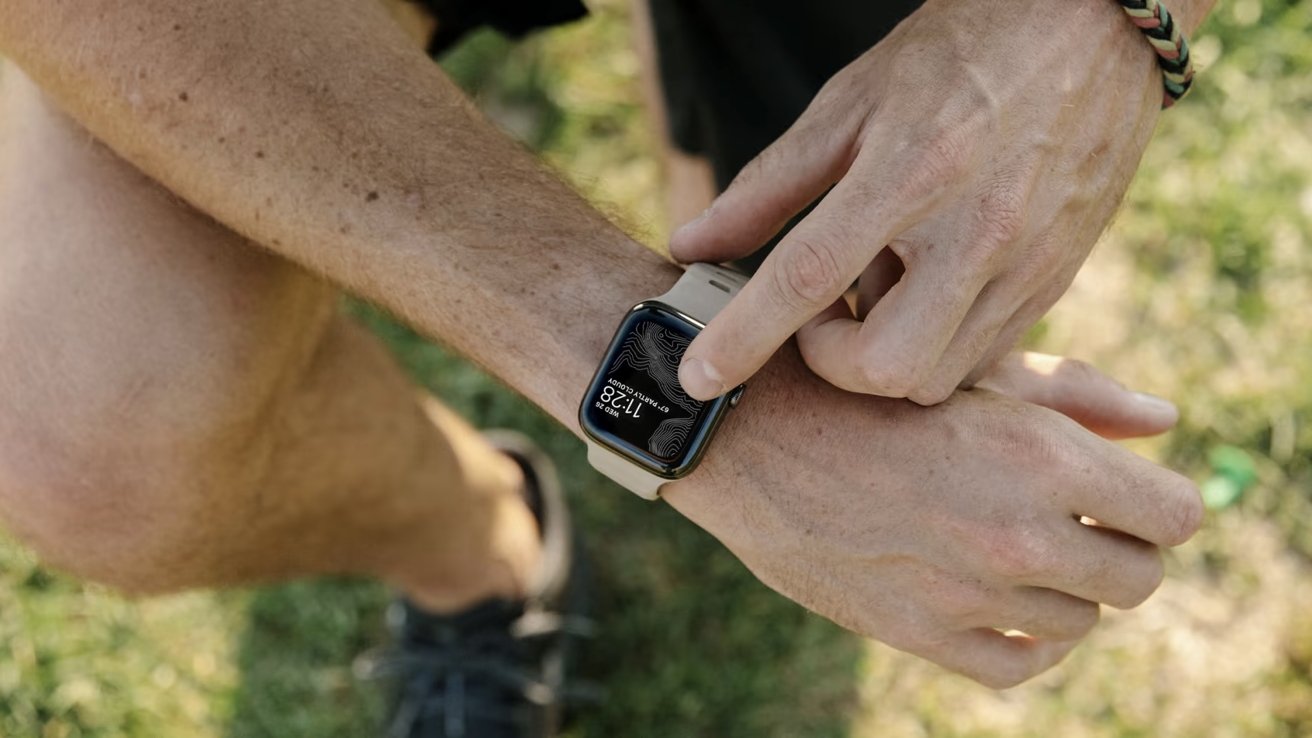 Спортивный ремешок Nomad для Apple Watch