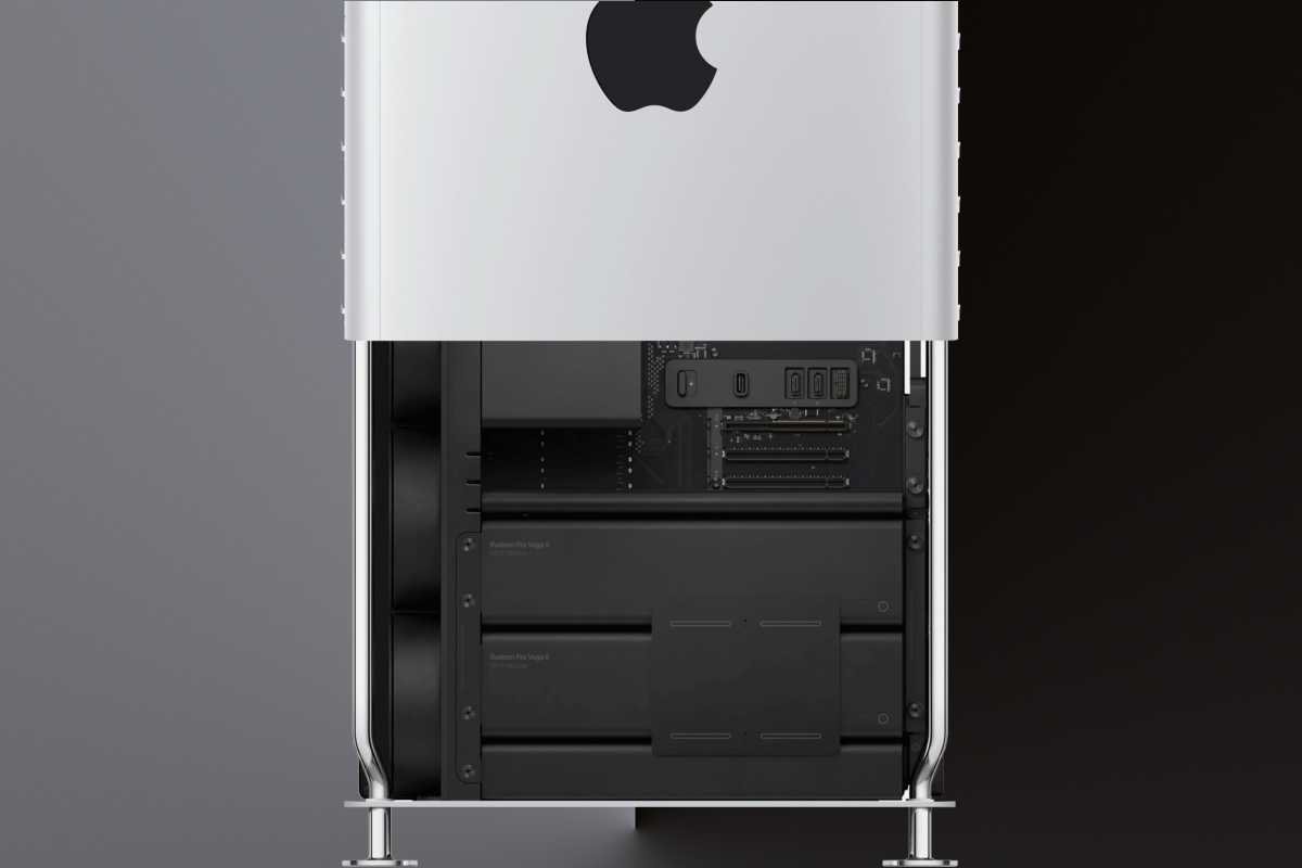Mac Pro с поднятым корпусом