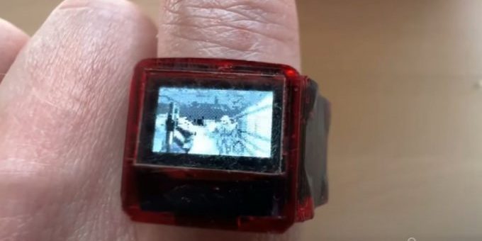 DOOM запустили на умном кольце. Эти эксперименты пора останавливать (видео)