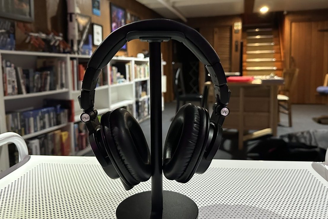 Обзор Audio Technica ATH-M50x: все еще великолепен в 2023 году