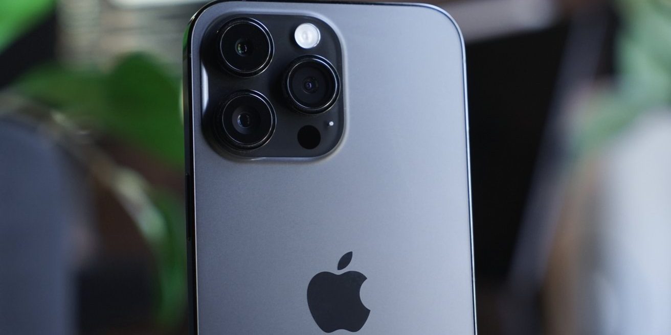 Профессиональный фотограф снял Супербоул на iPhone 14 Pro Max.