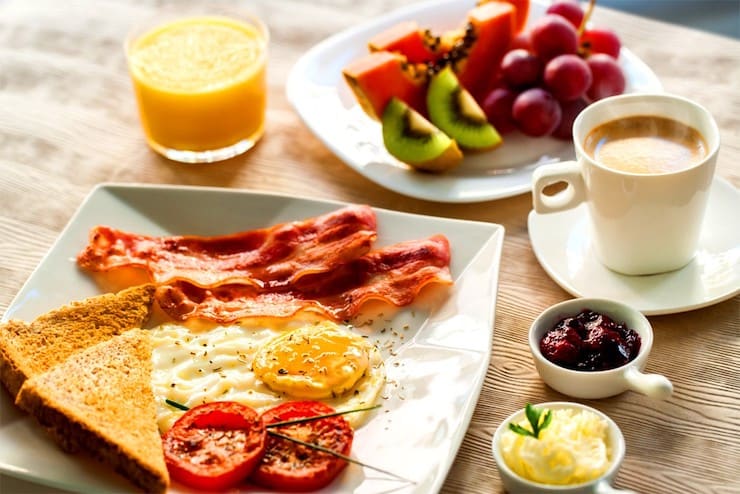 Что входит в меню континентального завтрака?