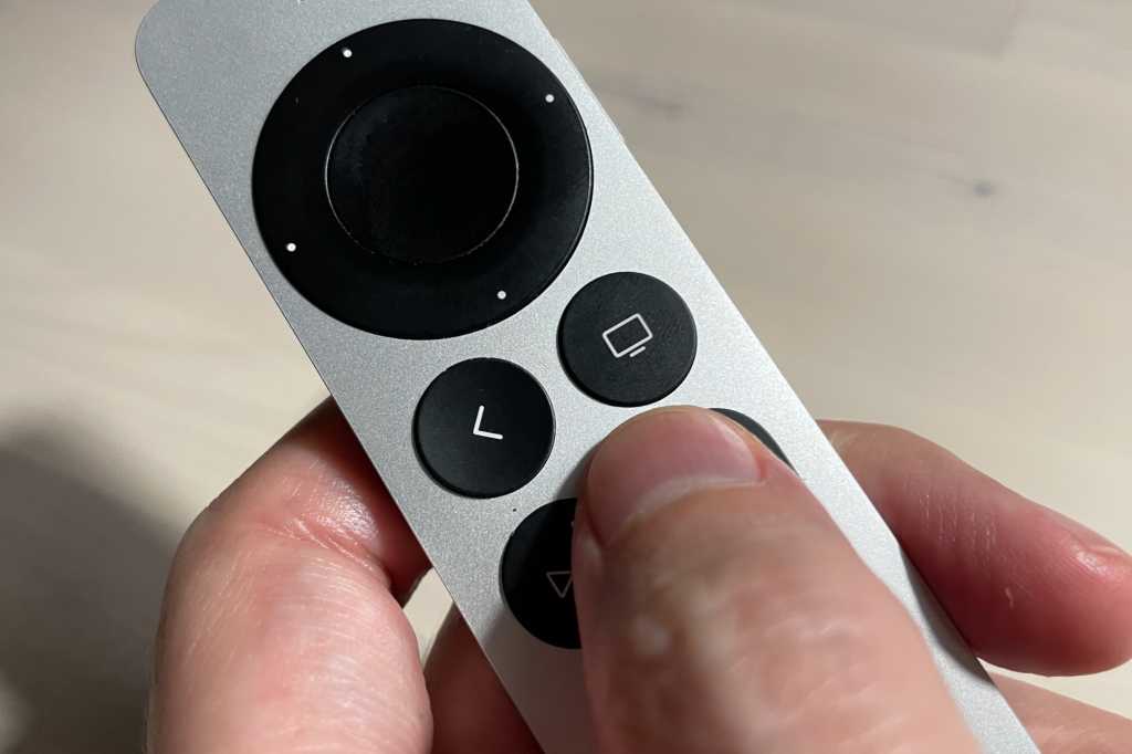Apple выпускает исправление для проблемы с отключением Siri Remote