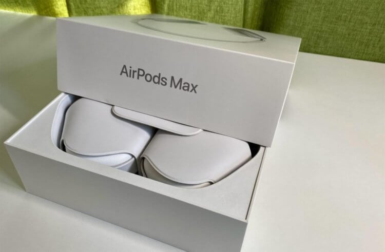 Как отличить оригинал AirPods Max. В коробках Apple так много деталей, что китайцы просто ленятся подделывать их все. Фото.